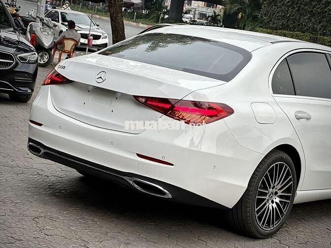 Mercedes Benz GLC200 4MATIC V1