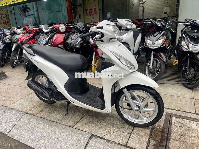 Honda vision 2017 mới 90% Bstp chính chủ