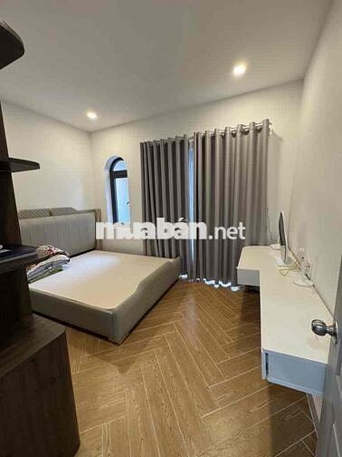 Nhà Hẻm Xe Tải - Bình Tân - 48m2 - Ngay Giao Lộ - tặng nội thất - 5ty