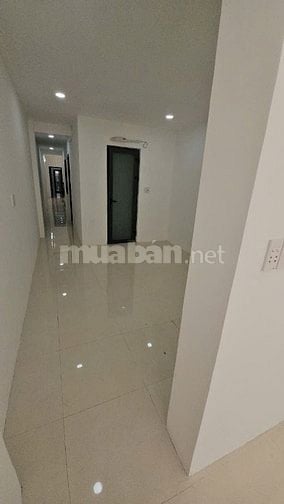 Cho thuê nhà nguyên căn hẻm Quận 3