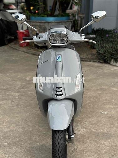 VESPA đk 2024 chuẩn 1500 km còn thơm mùi xe mới