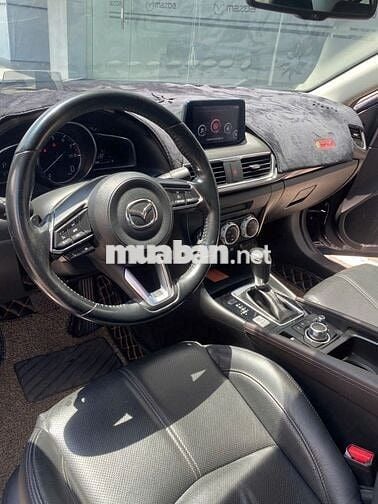 Mazda 3 2018 2.0 AT - 57000 km