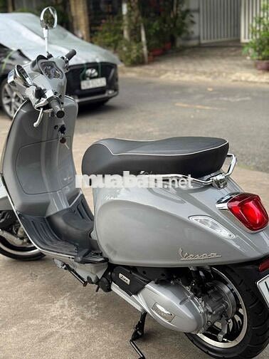 VESPA đk 2024 chuẩn 1500 km còn thơm mùi xe mới