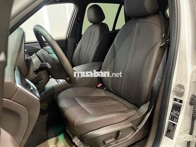VinFast Lux SA2.0 2020 Plus 2.0 AT - 60000 km