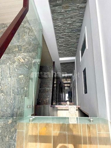 BÁN NHÀ MẶT TIỀN : 19 ĐINH CÔNG TRÁNG - P. TÂN ĐỊNH - Q. 1 - TPHCM