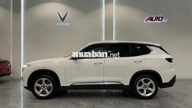 VinFast Lux SA2.0 2020 Plus 2.0 AT - 60000 km