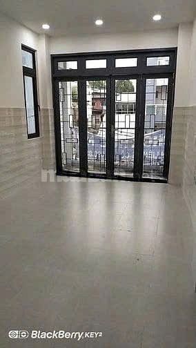 Cho thuê nhà mặt tiền Hà Tôn Quyền, P.6, Q.11 giá 25tr