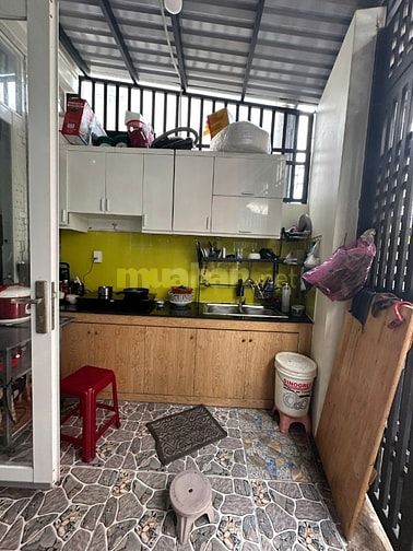 cô chú nhờ bán nhà 5 × 7, 2 lầu giá 2tyr 780, Lê Trọng Tấn,SHR,gần chợ