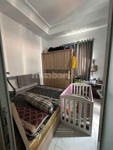 cô chú nhờ bán nhà 5 × 7, 2 lầu giá 2tyr 780, Lê Trọng Tấn,SHR,gần chợ