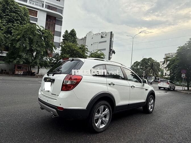 Cần bán CHEVROLET - CAPTIVA - LTZ  2013 số tự động