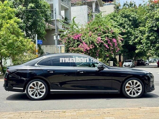 VinFast Lux A2.0 2020 Premium 2.0 AT - 46000 km