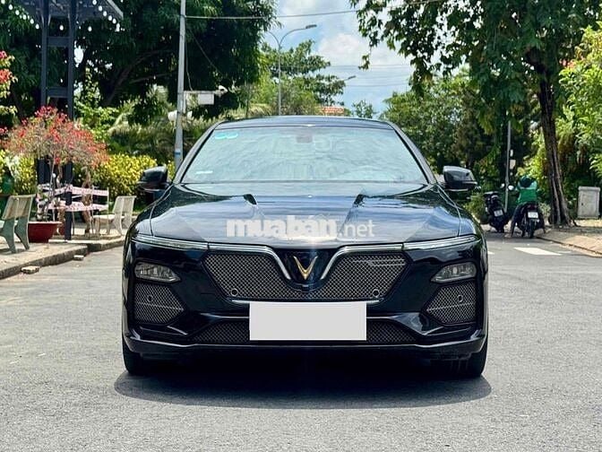 VinFast Lux A2.0 2020 Premium 2.0 AT - 46000 km