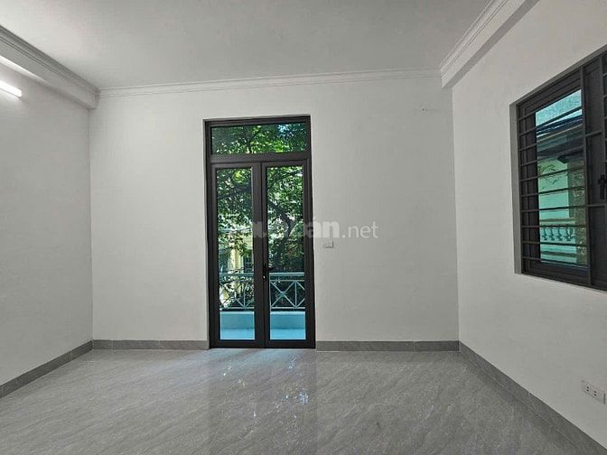 Bán nhà Chính chủ - Lô góc 4 tầng tại Vương Thừa Vũ, Thanh Xuân - Ô tô