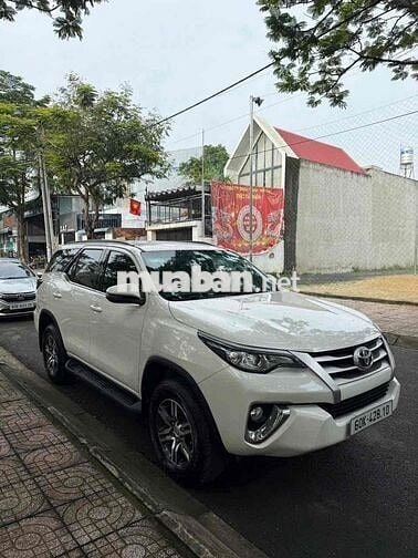 Toyota Fortuner 2018 2.4G 4x2 - 88000 km