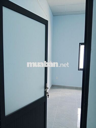 CHO THUÊ NHÀ MẶT TIỀN HẺM NGAY CHÂN CẦU PHÚ LONG QUẬN 12