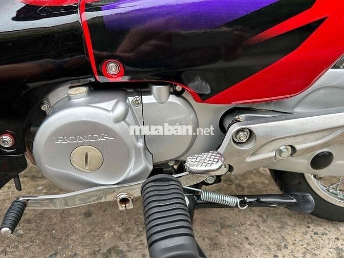 Honda Wave ZX đời 2005 dọn mới nguyên con