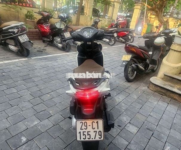 Bán xe vision trắng đăng ký T12/2024
