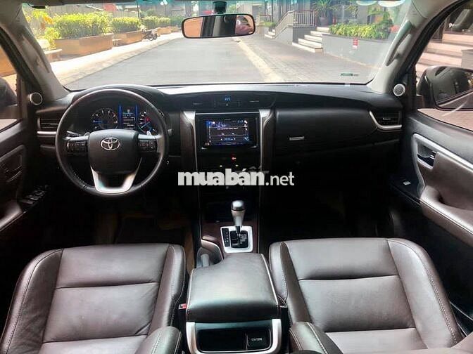 Toyota Fortuner 2.4G AT 2019 máy dầu 4x2