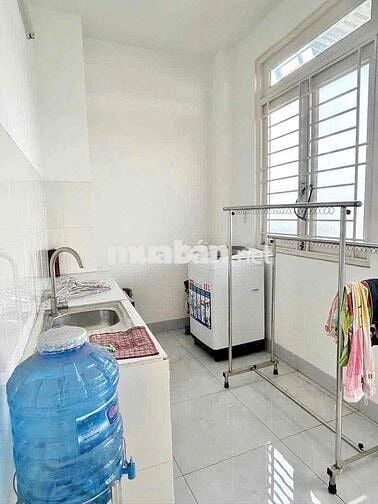 CHÍNH CHỦ BÁN GẤP NHÀ ĐẸP 1 TRỆT 2 LẦU - 54M2 - SỔ HỒNG RIÊNG - GIÁ CH