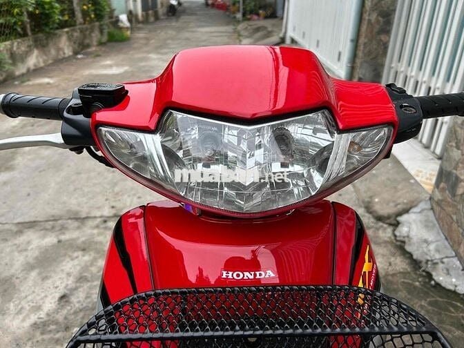 Honda Wave ZX đời 2005 dọn mới nguyên con
