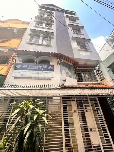 68m2! Bán nhà 6 tầng ngang 7m khu VIP Nguyễn Văn Trỗi, P15