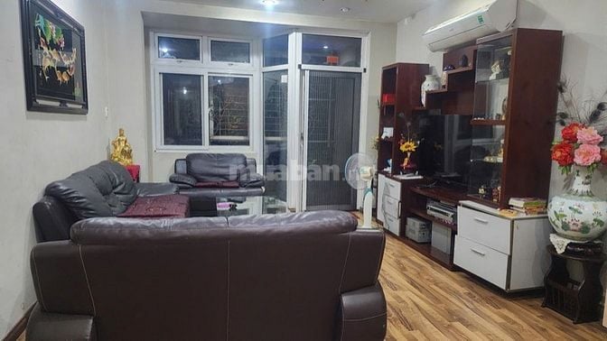 Cần Bán Nhà đường Thanh Loan F5Q8 dt: 4x20m, trệt, 2 lầu, 1st