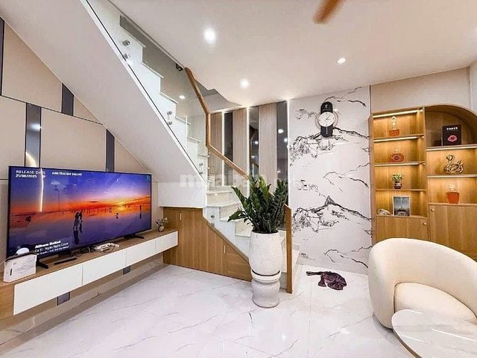 Gia đình cần tài chính nên hạ giá để bán nhanh nhà Hiệp Nhất, Tân Bình