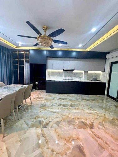 SIÊU HIẾM NHÀ MỚI PHỐ NVC - BỒ ĐỀ - 6TẦNG THANG MÁY - 10.8TỶ 160TR/M 