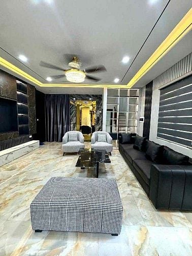 SIÊU HIẾM NHÀ MỚI PHỐ NVC - BỒ ĐỀ - 6TẦNG THANG MÁY - 10.8TỶ 160TR/M 