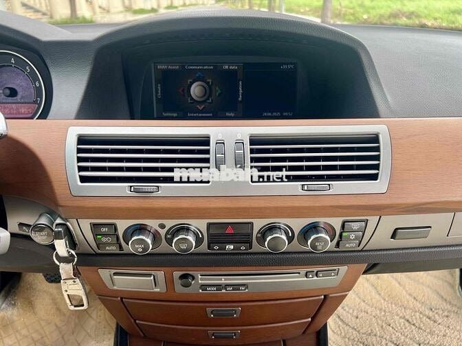 BMW 750Li ĐK 2008 xe cực đẹp nguyên zin nhiều