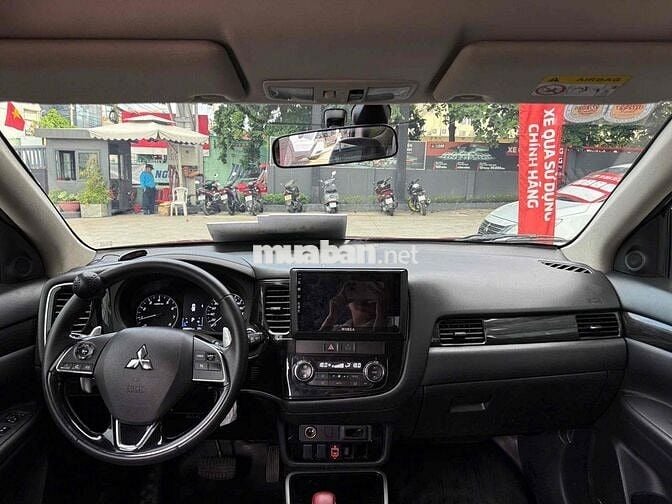 Outlander 2019 2.0 CVT Premium