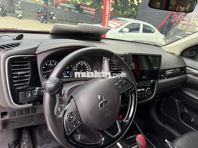Outlander 2019 2.0 CVT Premium