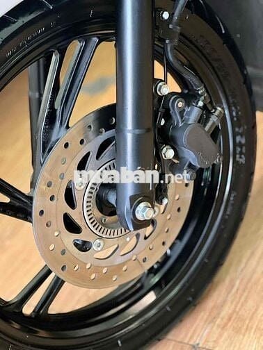 Shvn 125 thắng ABS 2022 xám bạc