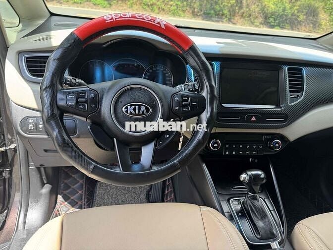 Kia Rondo 2017 2.0 GAT - 95000 km