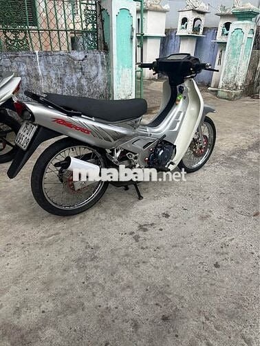 Xipo 120 áo 110 màu bạc xe đẹp keng , Máy êm