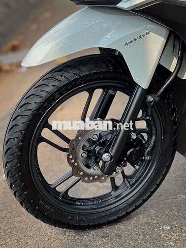 Vario 150 2019 Trắng Đen zin mộc ngay chủ