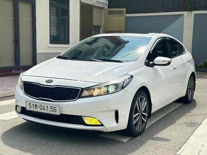 Kia Cerato 2016 2.0 AT