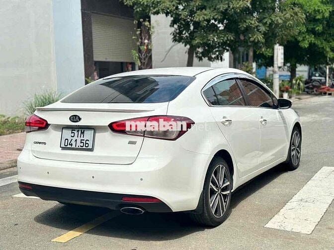 Kia Cerato 2016 2.0 AT