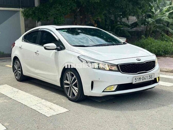 Kia Cerato 2016 2.0 AT