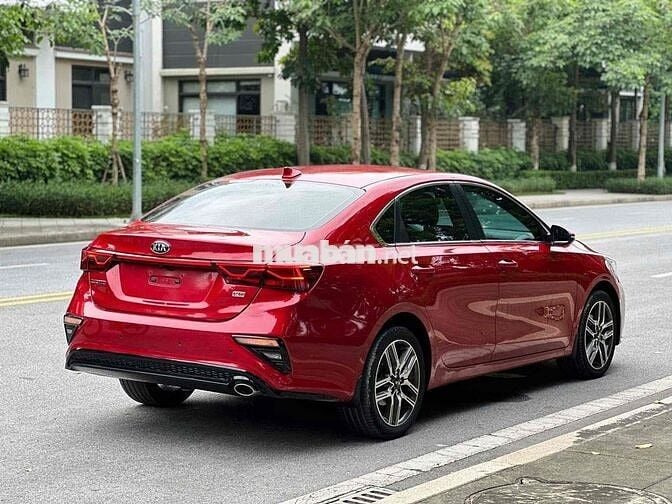 Kia Cerato 2019 2.0 AT Premium - 68000 km