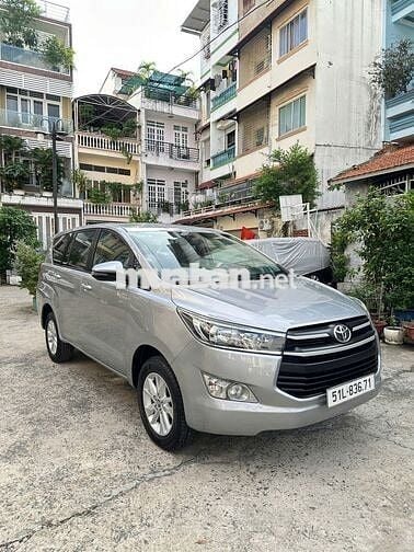 Toyota Innova 2019 2.0E - 71000 km