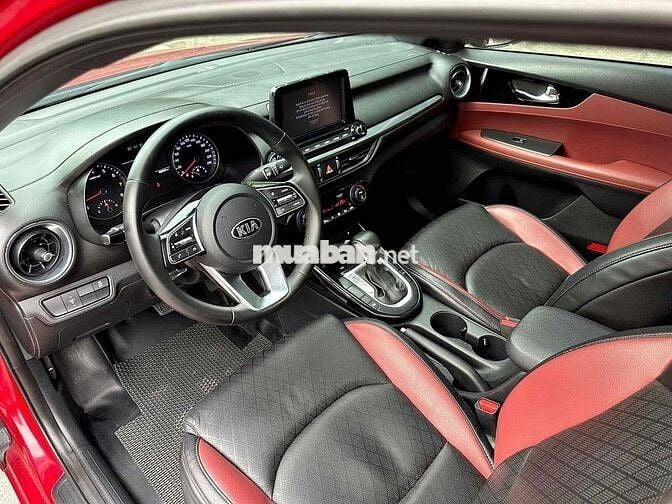 Kia Cerato 2019 2.0 AT Premium - 68000 km