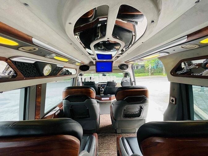 Ford Transit 2019 Limousine - 110000 km