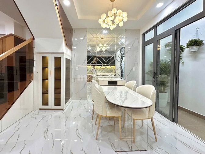 ⭐️Mở bán cặp nhà 3 lầu tuyệt đẹp Cao cấp Mặt tiền thụt Ngô Đức Kế, P12