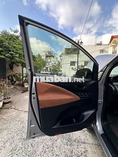Toyota Innova 2019 2.0E - 71000 km