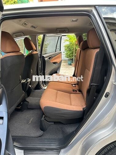 Toyota Innova 2019 2.0E - 71000 km