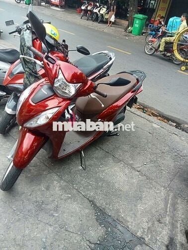 mình cần thanh lý  vission đi 230km cà vẹt mới