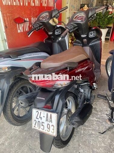 mình cần thanh lý  vission đi 230km cà vẹt mới