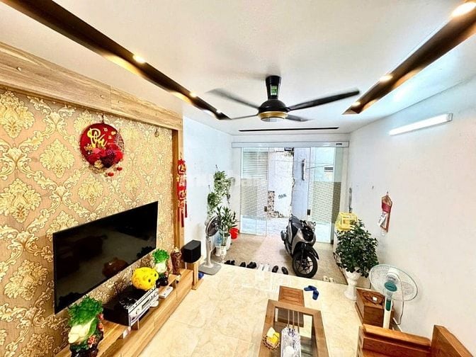 Nhà bán giá ngộp DT 50,6m2 nằm ngay đường Phạm Văn Chiêu, Gò Vấp.