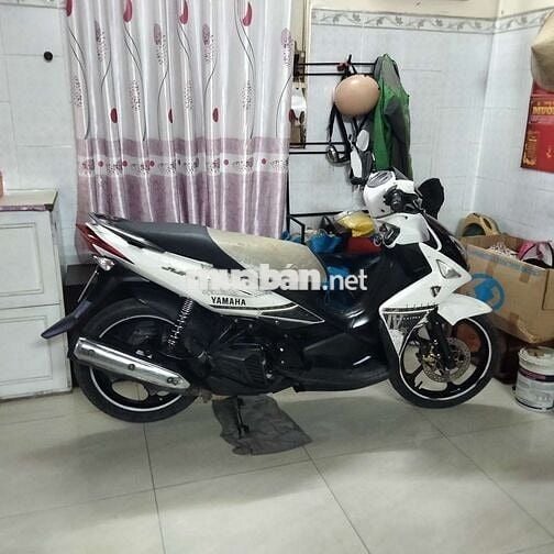 Novo 4, giấy tờ đầy đủ,xe zin, máy rất êm,